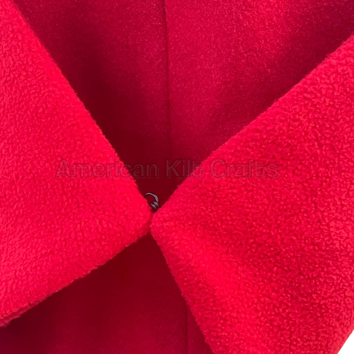 1789 Royal British Redcoat Tailcoat — Men’s Lancer Officer Jacket | Screen-Worn British Soldier Uniform | Historical Reenactment & Costume