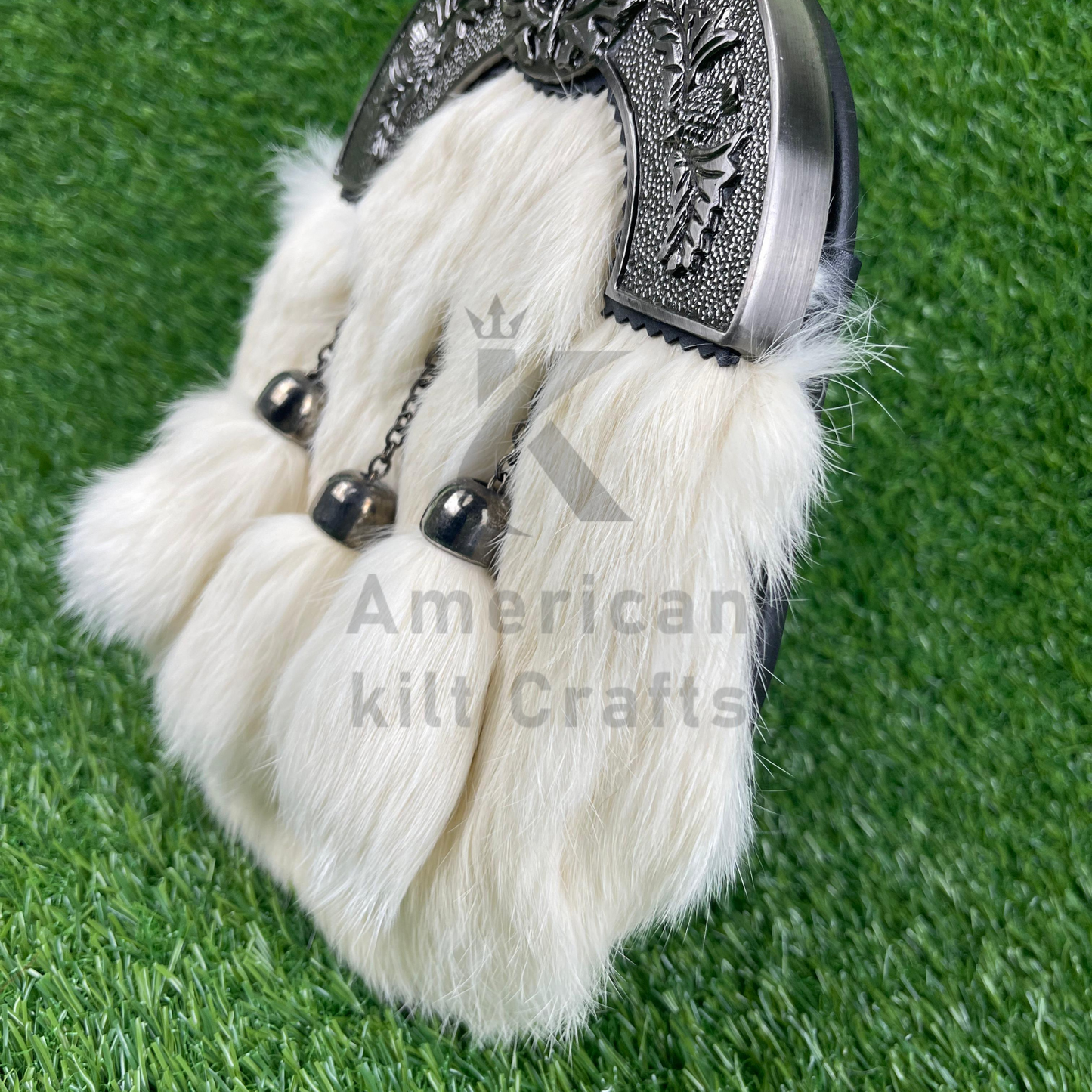 White Fur Sporran with Chrome Cantle – Scottish Highland Dress Accessory for Kilts
