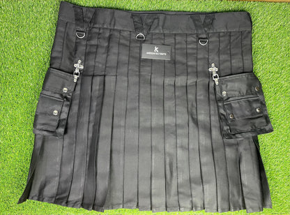 Black Men's Utility Kilt with Detachable Pockets | Modern Tactical & Hybrid Kilt