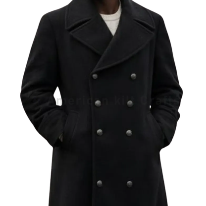 Close-up of men’s premium wool overcoat showing the double-breasted front, structured lapels, buttons and refined wool fabric detailing.
